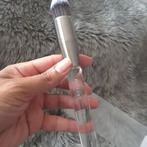 Professional Makeup Brush with Silver Handle